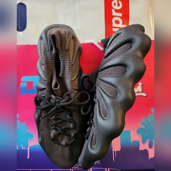 Yeezy 450 cinder size 11 - Picture 2 of 8